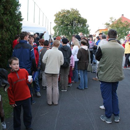 V 17 hodin se losovalo posledních 30 nejzajímavějších cen z tomboly